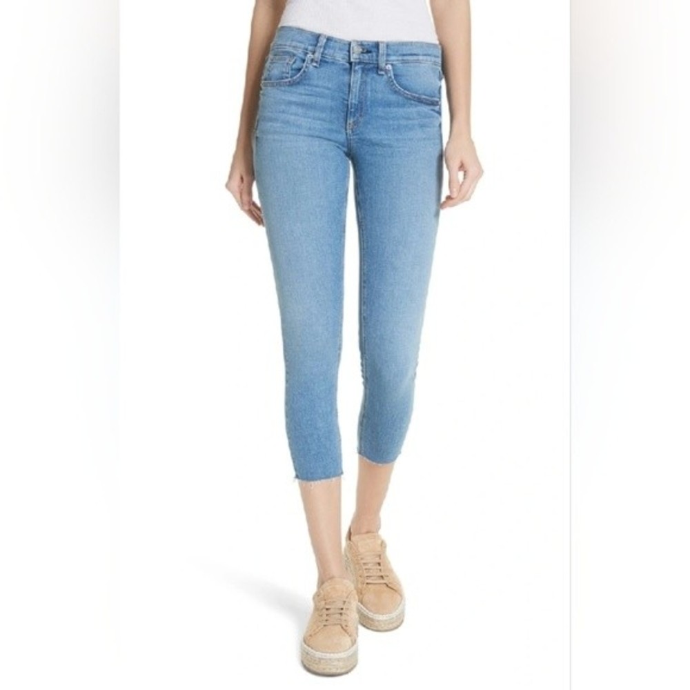 Rag & Bone Raw Hem Capri Skinny Jeans In Levee